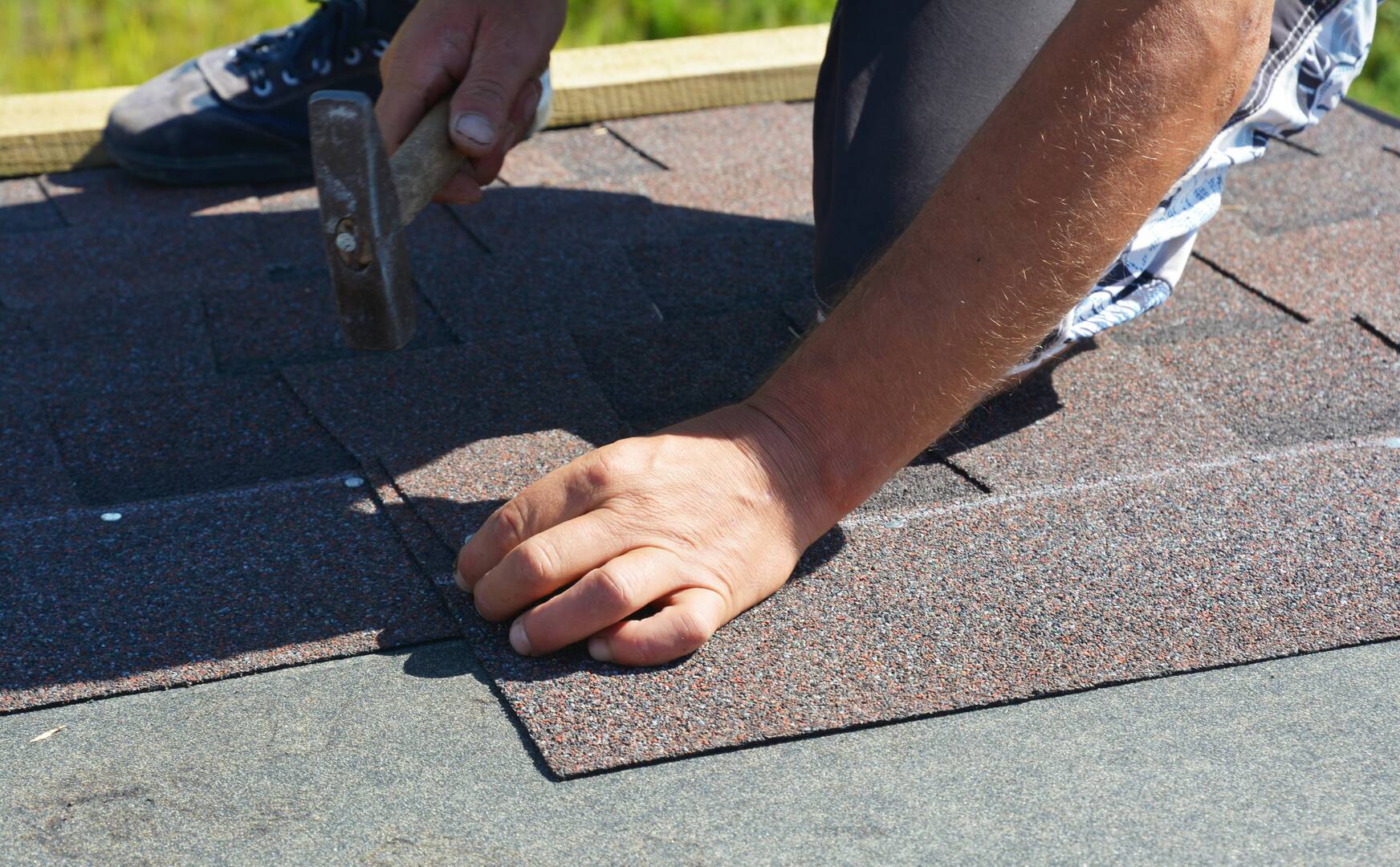 Nastase Roofing logo